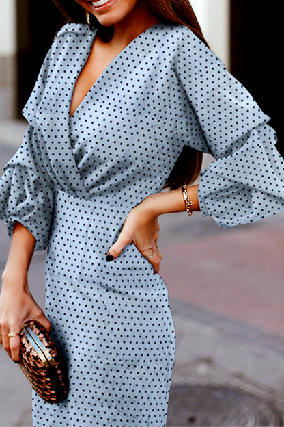 Classic Vintage & Enduringly Stylish Dress