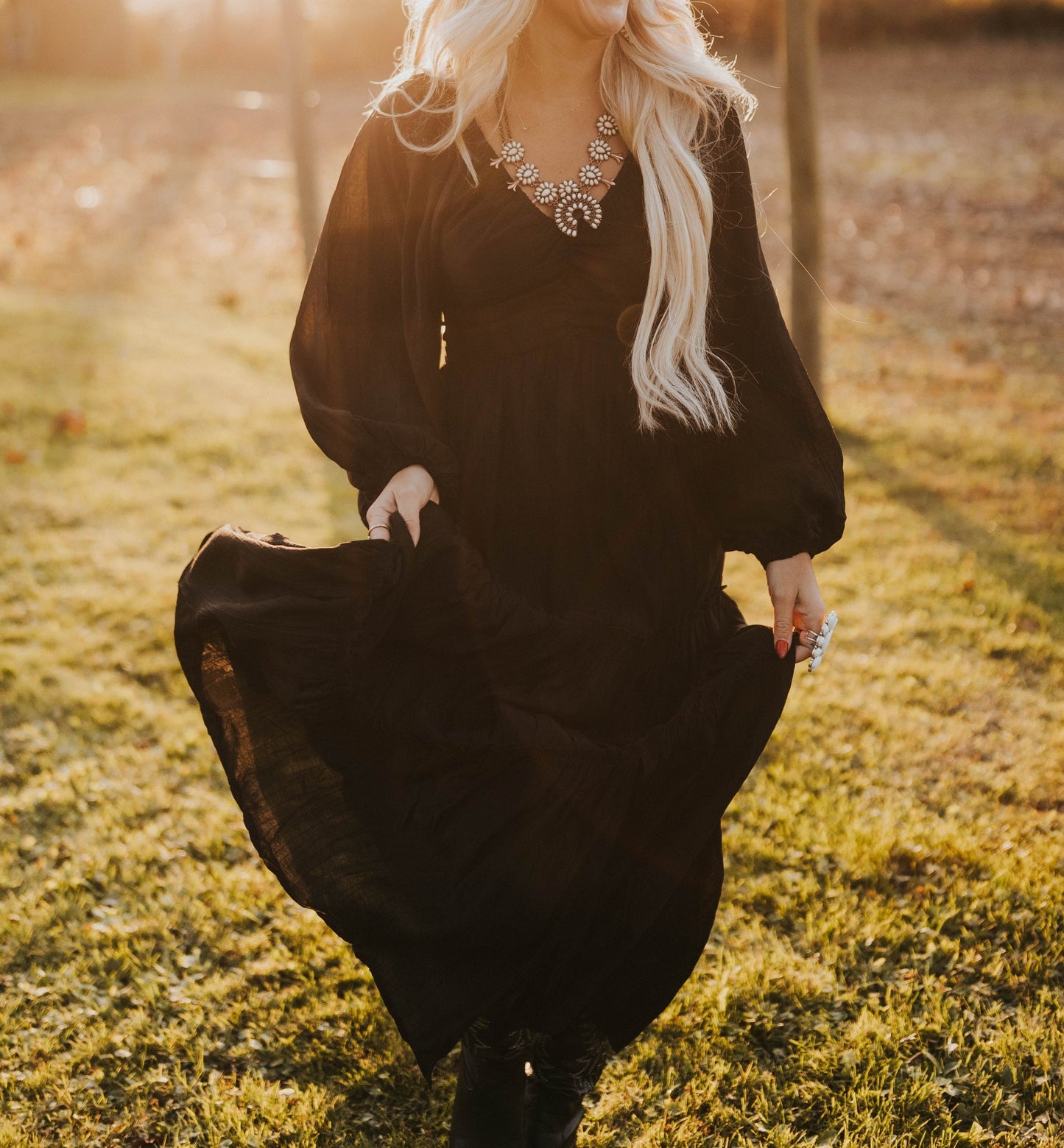 Beautifully Finished Dress in a Timeless Design