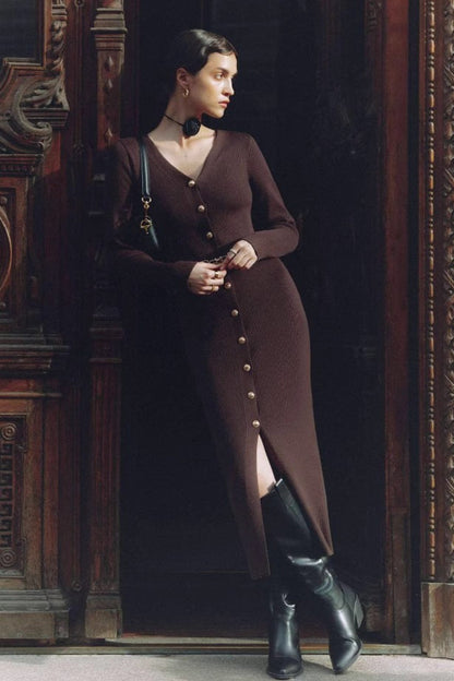Beautifully Finished Sweater in a Timeless Design