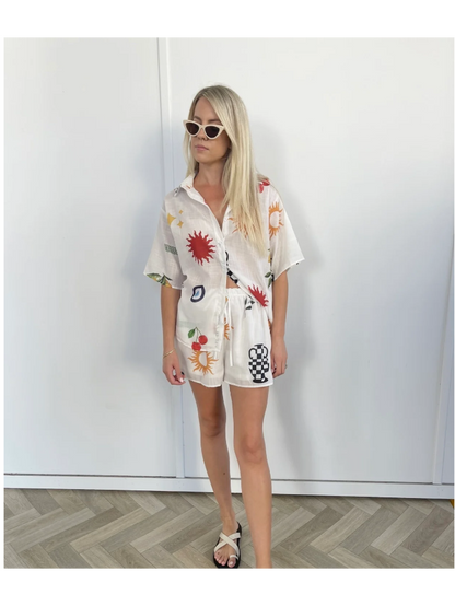 Gracefully Styled Shirt for Any Occasion