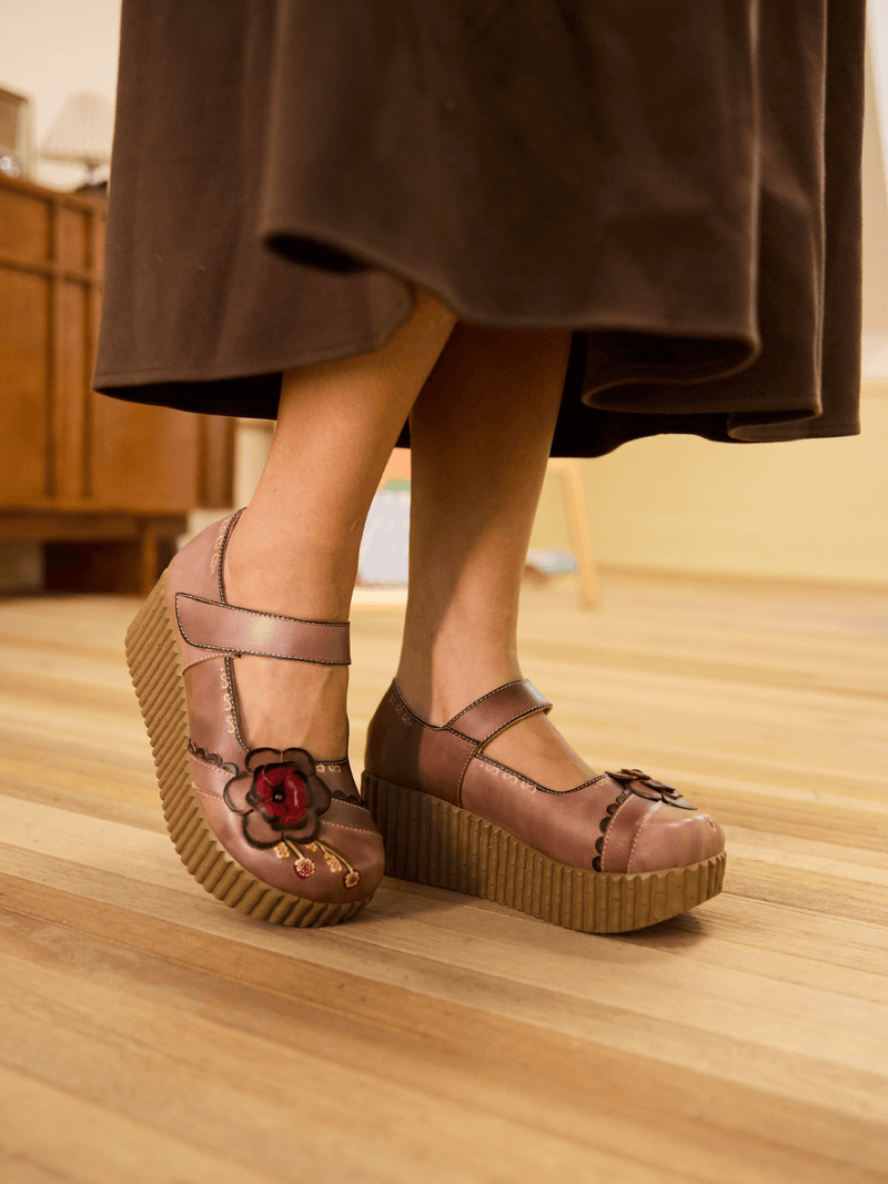 Gracefully Styled Garment for Any Occasion