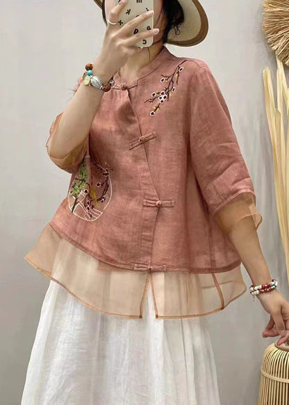 Beautifully Crafted Blouse in a Classic Style