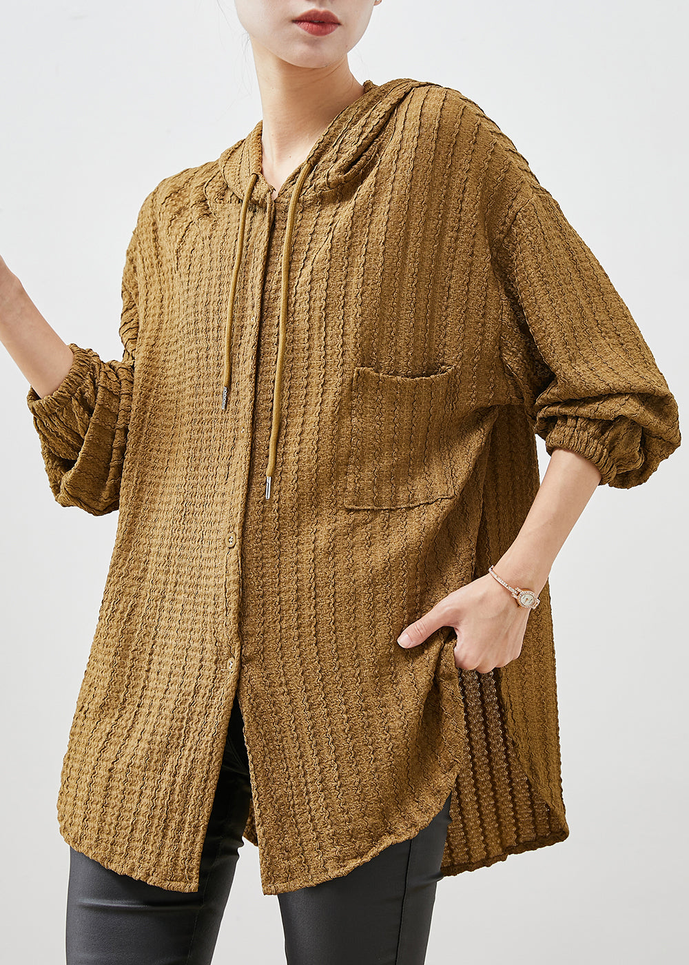 Effortlessly Elegant Blouse with a Timeless Design