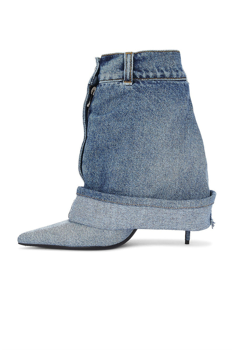 Polished Garment with an Effortless Classic Look
