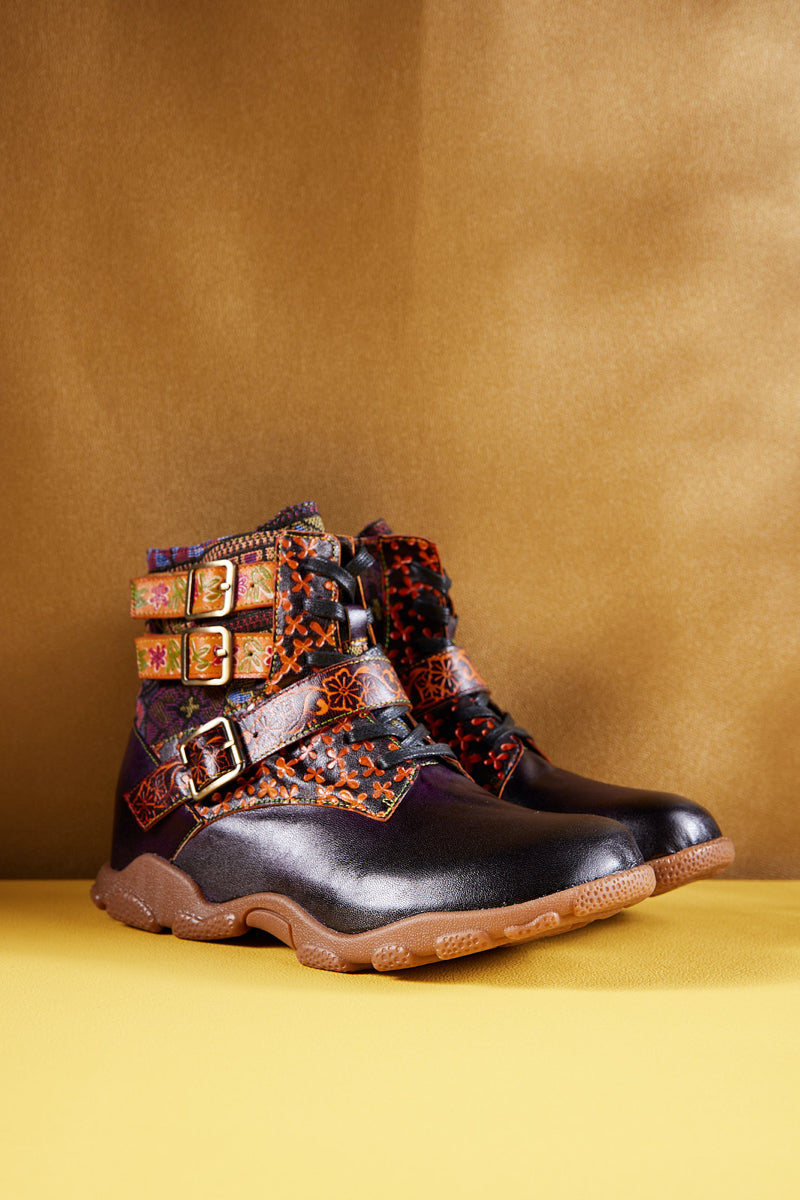 Beautifully Finished Boots in a Timeless Design