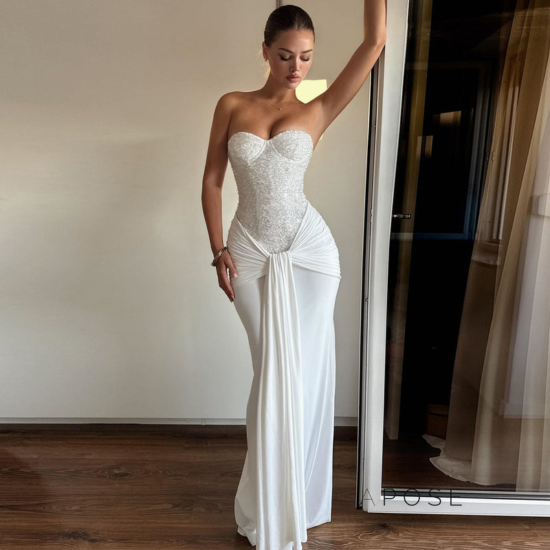 Beautifully Crafted Dress in a Classic Style