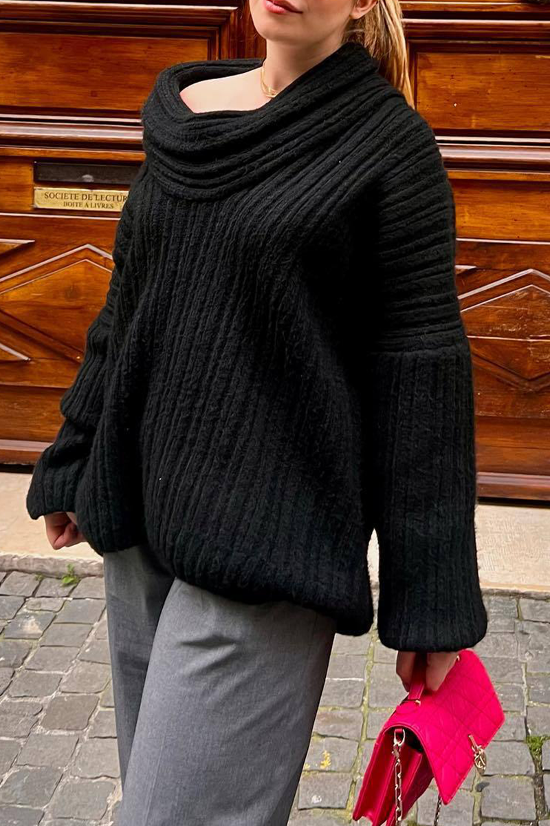 Beautifully Finished Sweater in a Timeless Design