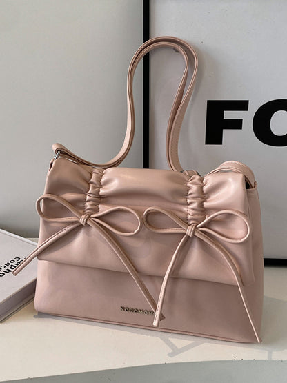 Elegantly Styled Bag for Everyday Wear