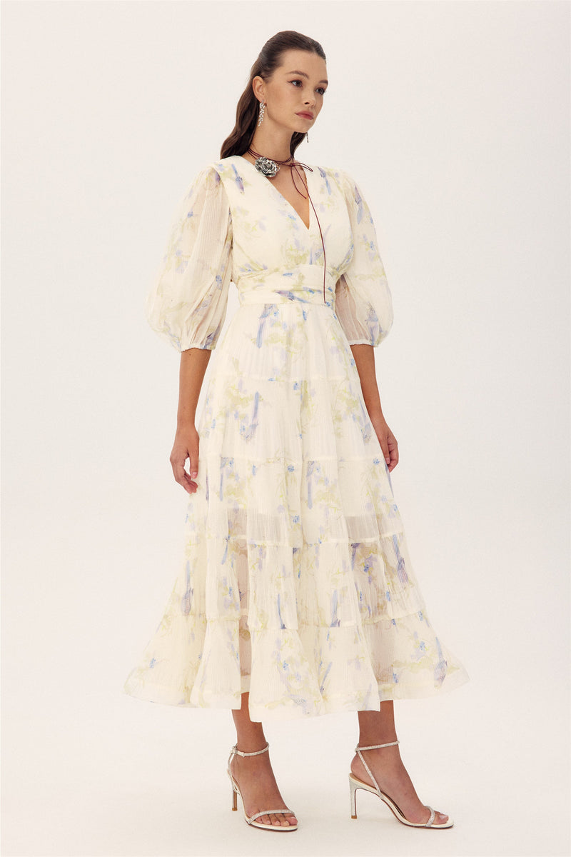 A Vintage Style Dress with Delicate Timeless Details