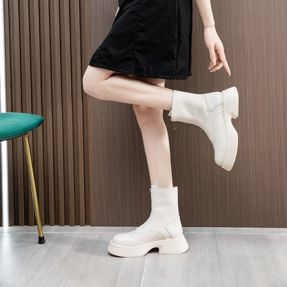 Elegantly Styled Boots for Everyday Wear