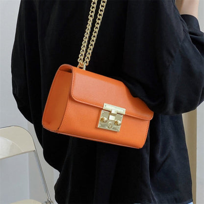 Polished Bag with an Effortless Classic Look