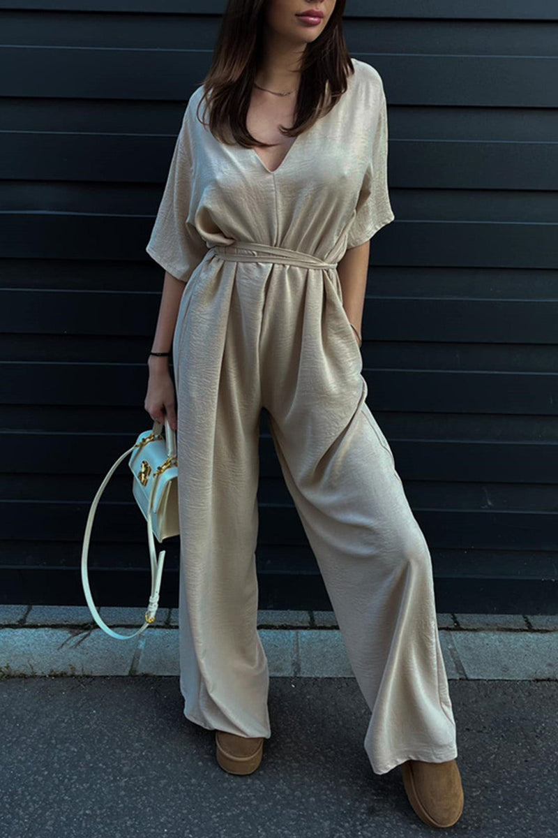 Effortlessly Elegant Garment with a Timeless Design
