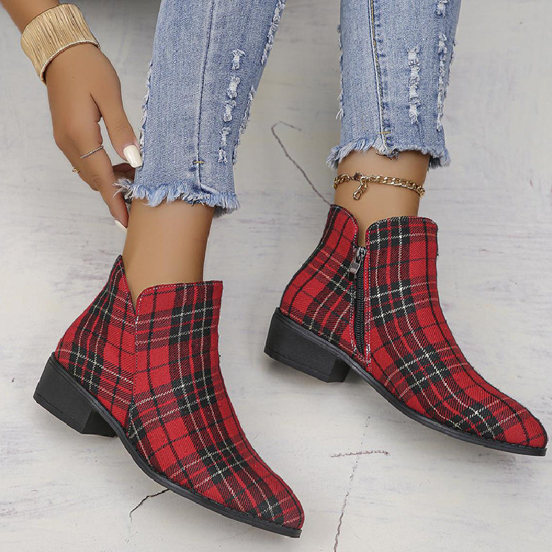 Classic Vintage Shoes with a Flattering Fit