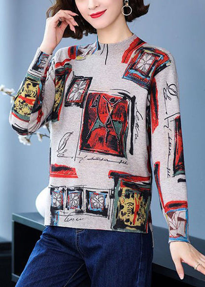Well Tailored Sweater with a Graceful Silhouette