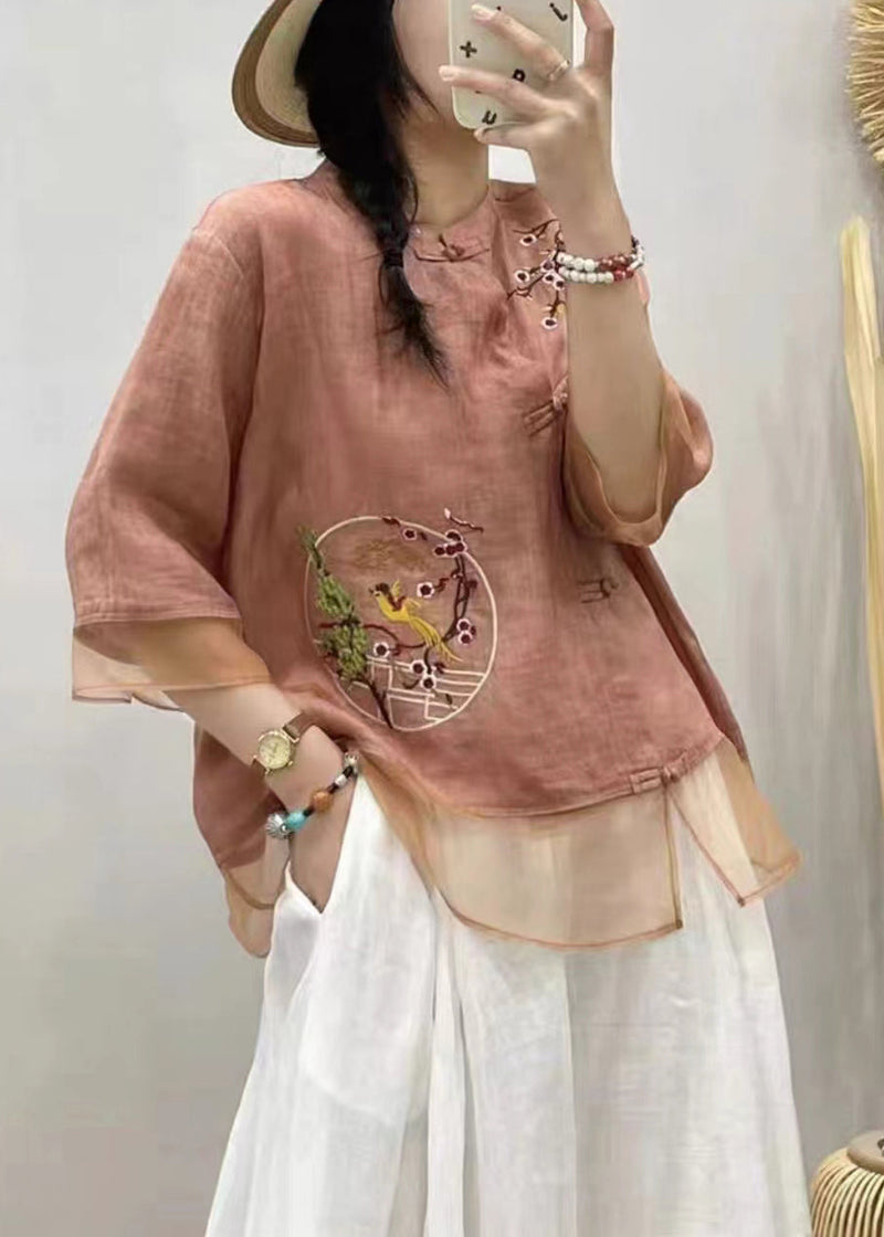Beautifully Crafted Blouse in a Classic Style