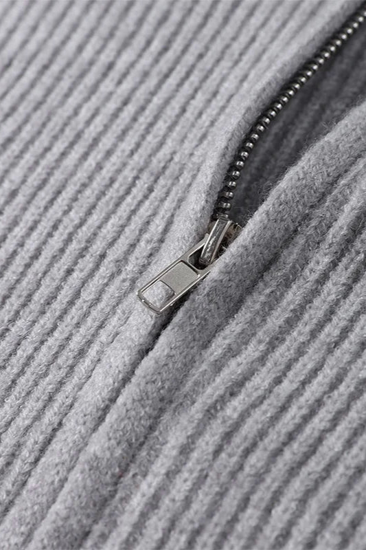 Well Tailored Cardigan with a Graceful Silhouette