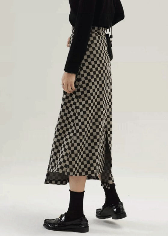Well Tailored Garment with a Graceful Silhouette