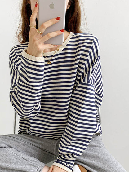 Gracefully Styled Pullover for Any Occasion