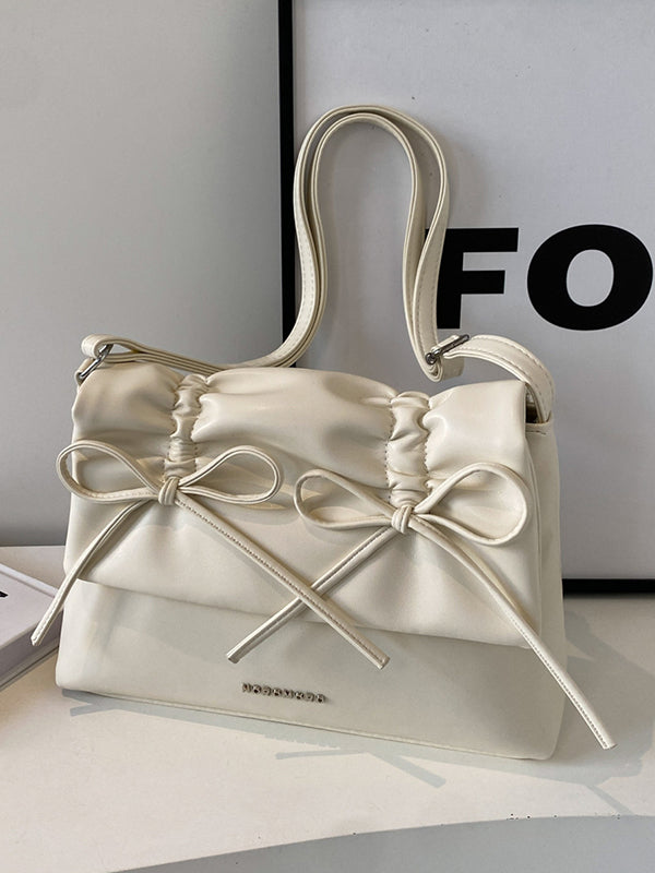 Elegantly Styled Bag for Everyday Wear