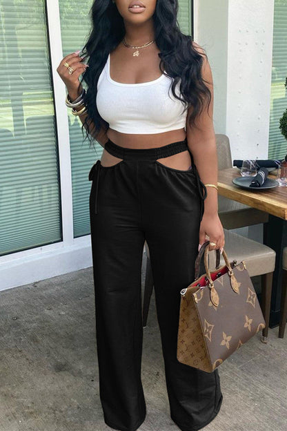 Classic Vintage Trousers with a Flattering Fit