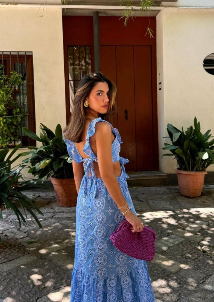 Polished Dress with an Effortless Classic Look