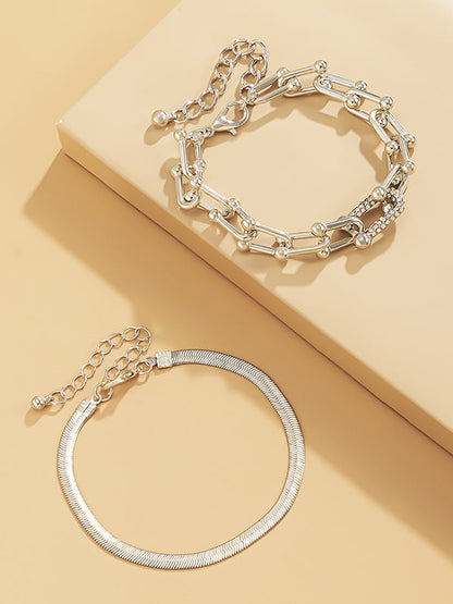 Sophisticated Garment with a Clean Classic Look