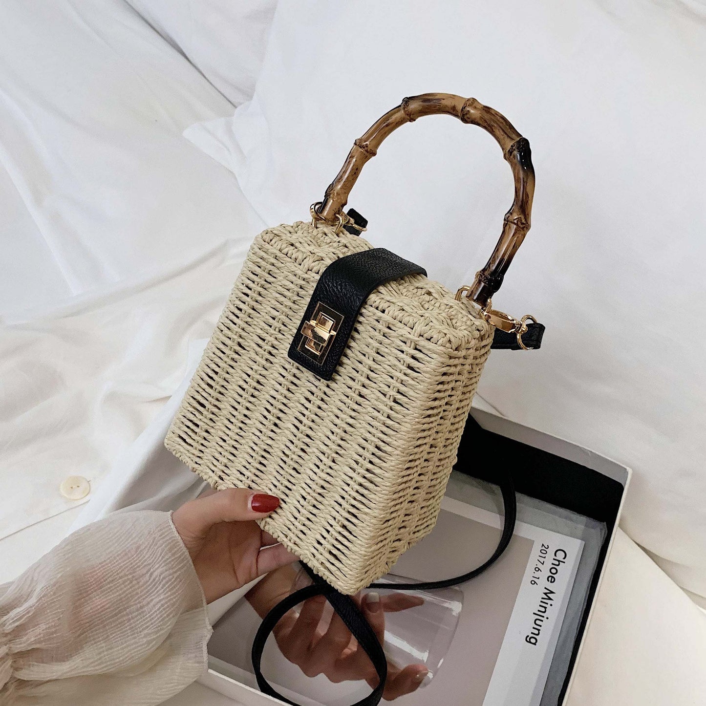 Beautifully Crafted Bag in a Classic Style