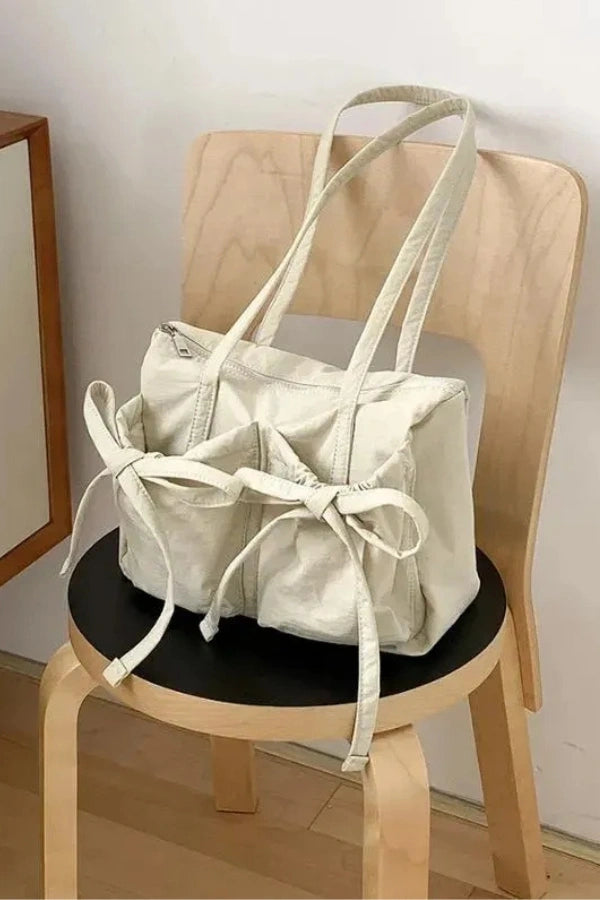Elegantly Styled Bag for Everyday Wear