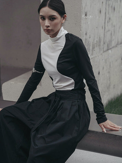 Effortlessly Elegant T-Shirt with a Timeless Design