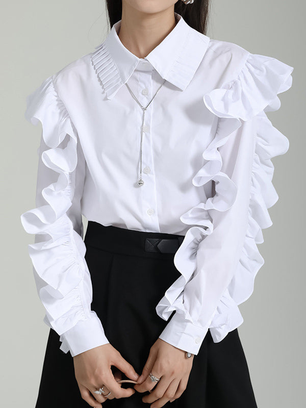 Sophisticated Blouse with a Clean Classic Look