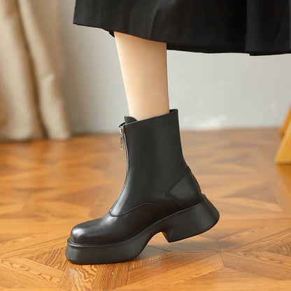 Elegantly Styled Boots for Everyday Wear