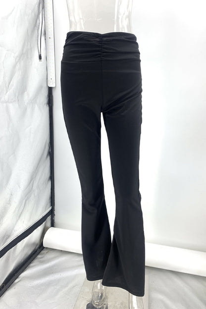Sophisticated Garment with a Clean Classic Look