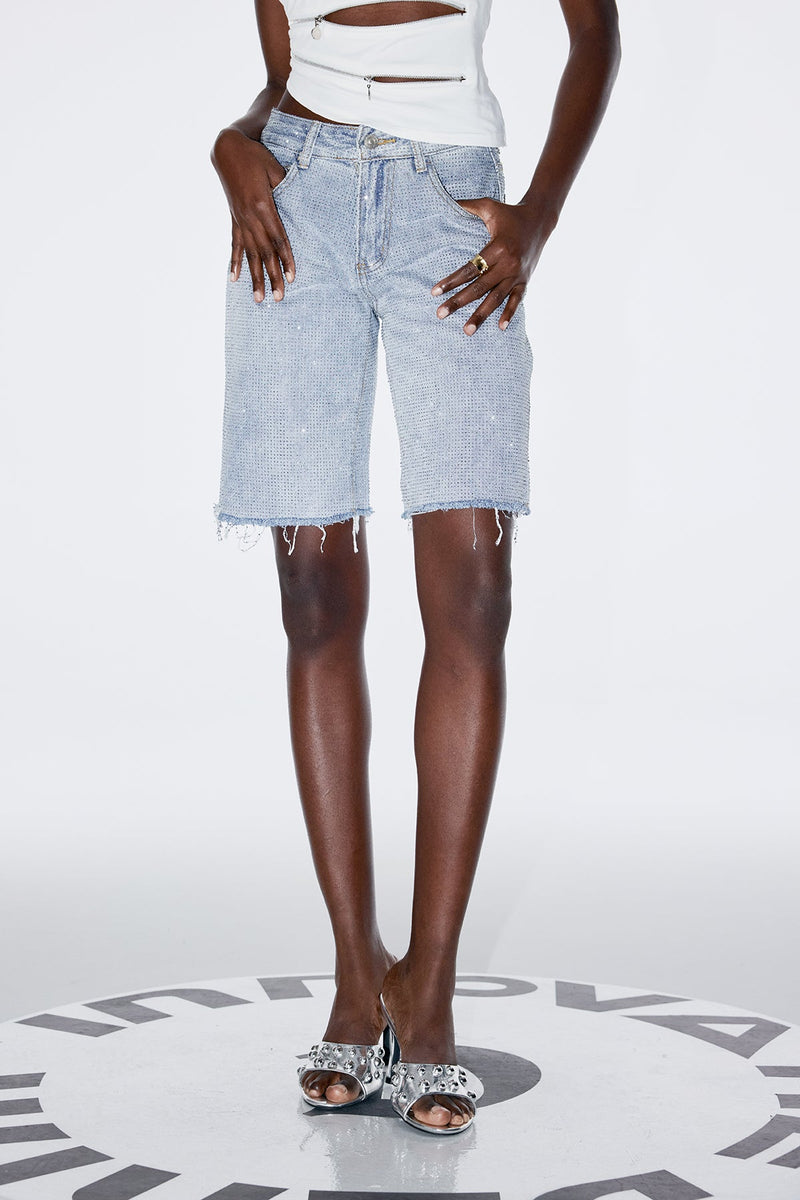 Gracefully Styled Garment for Any Occasion