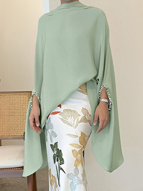 Classic Vintage Blouse with a Flattering Fit
