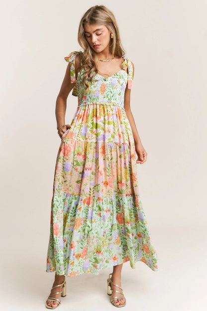 Gracefully Styled Dress for Any Occasion