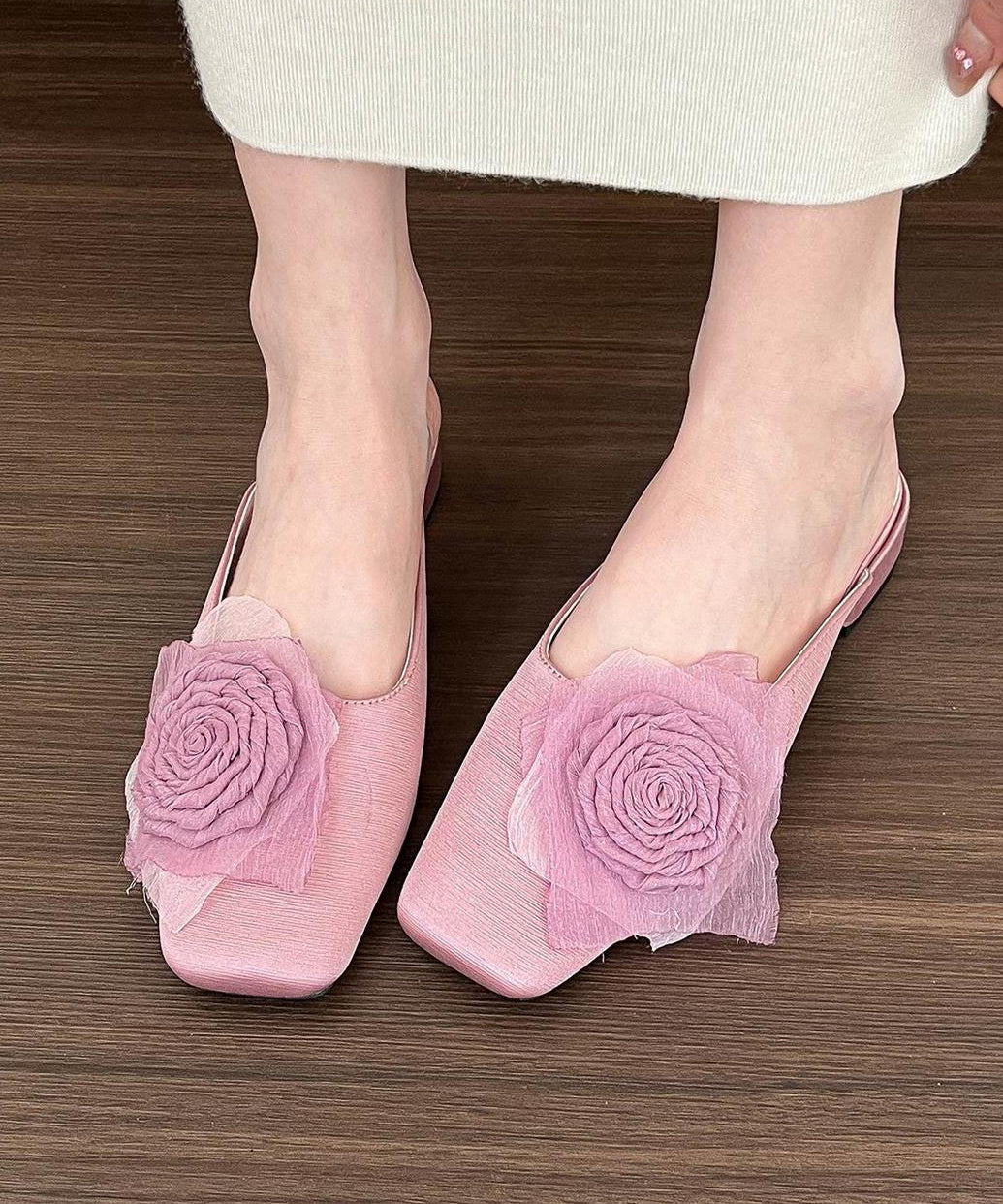 Polished Sandals with an Effortless Classic Look