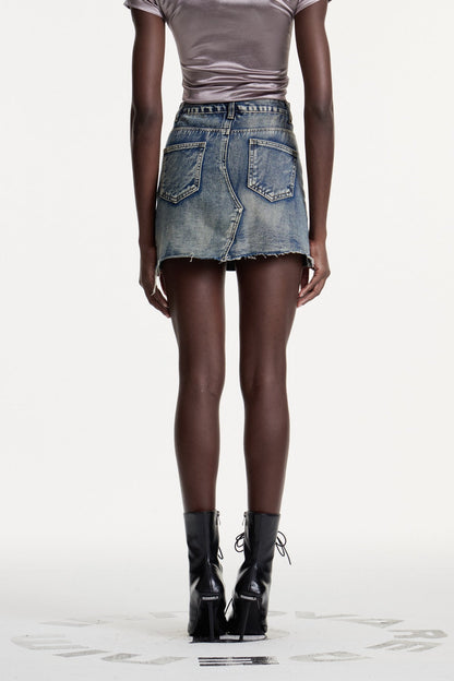 Beautifully Finished Garment in a Timeless Design