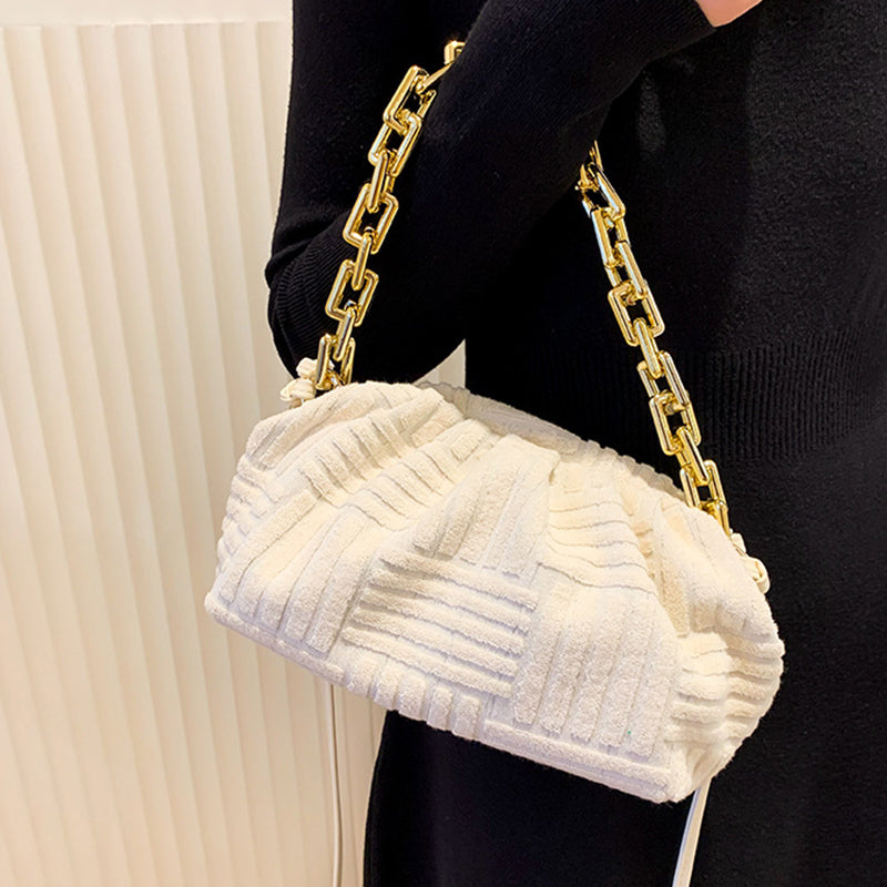 Beautifully Crafted Bag in a Classic Style