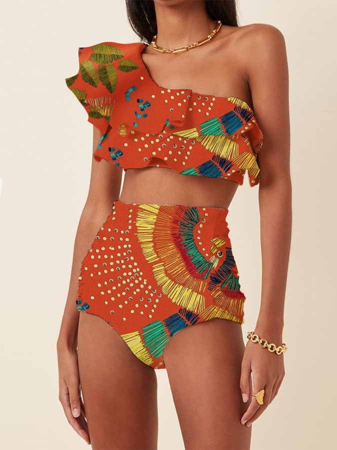 Beautifully Finished Bikini in a Timeless Design
