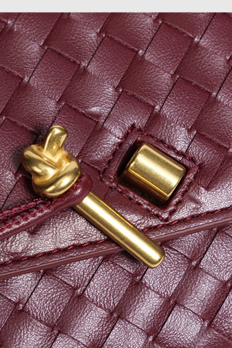Classic Vintage & Enduringly Stylish Bag