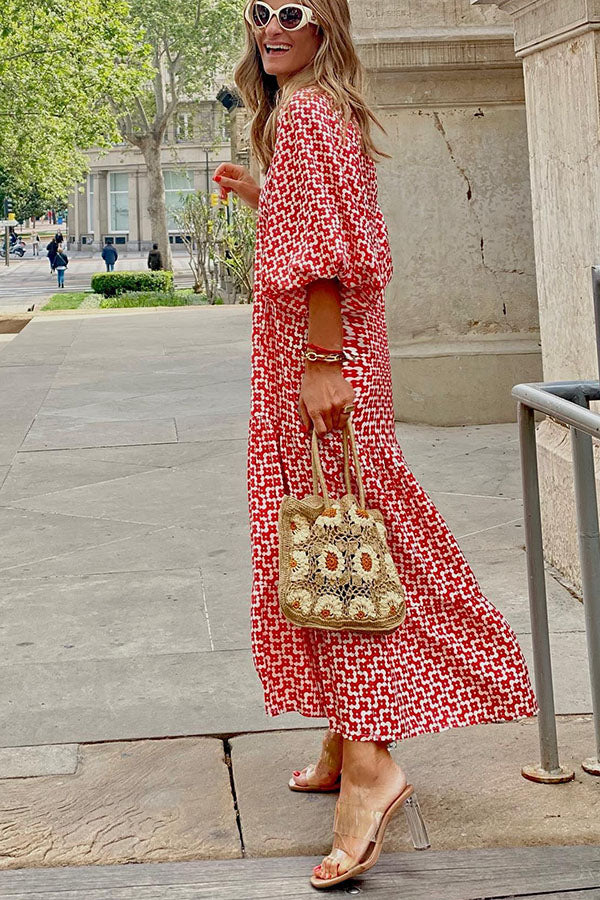 Gracefully Styled Dress for Any Occasion