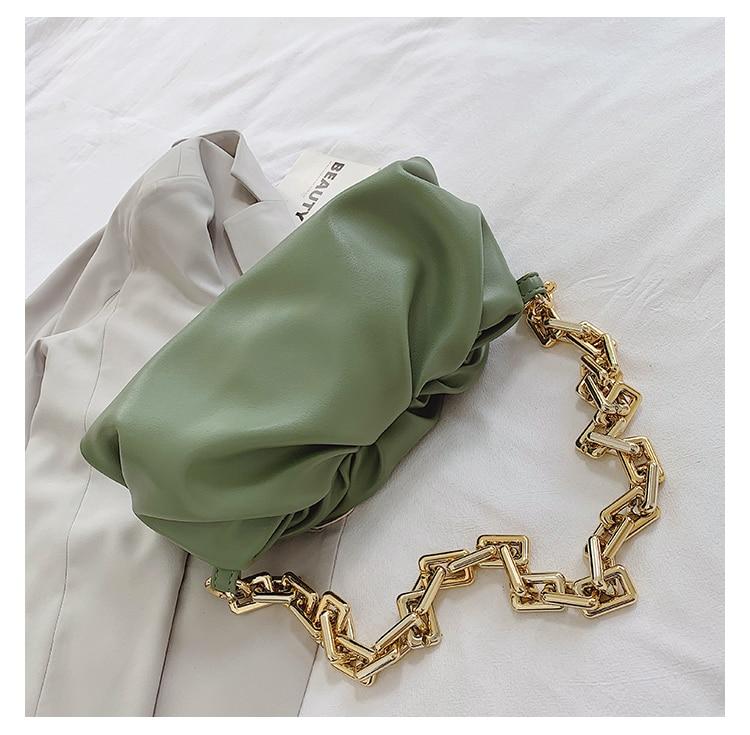 Well Tailored Bag with a Graceful Silhouette