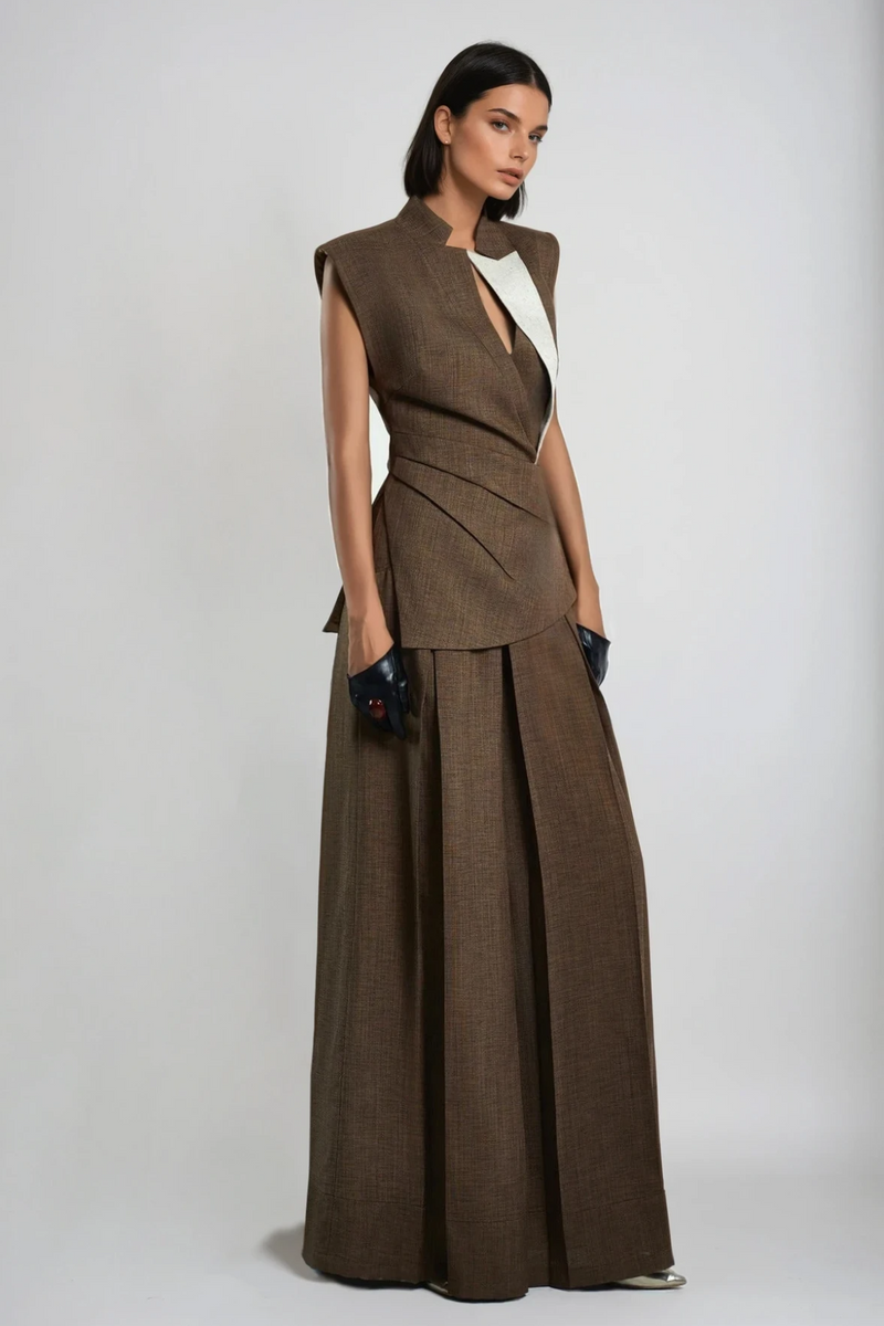 Gracefully Styled Garment for Any Occasion