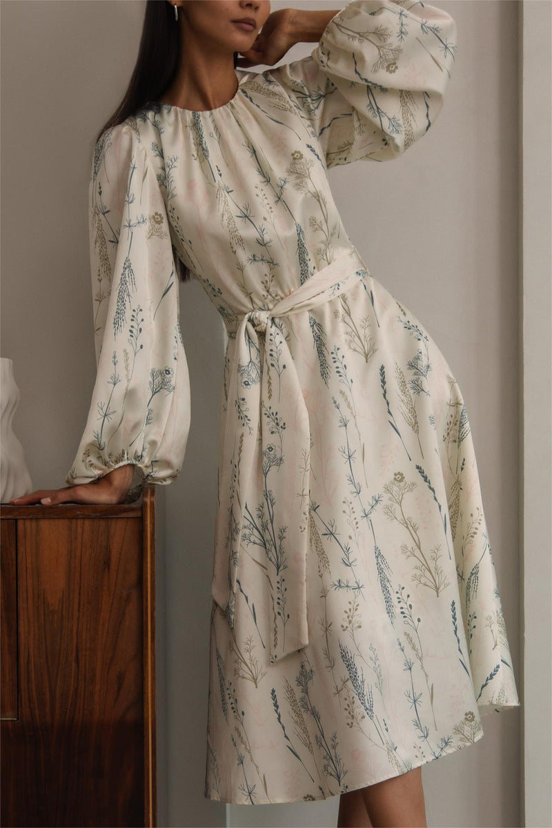 Polished Dress with an Effortless Classic Look