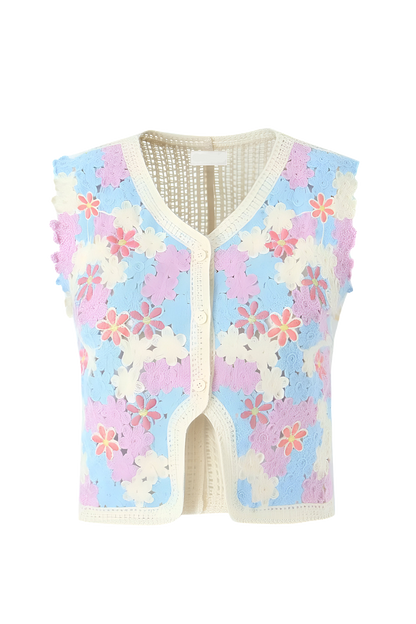 Effortlessly Elegant Top with a Timeless Design