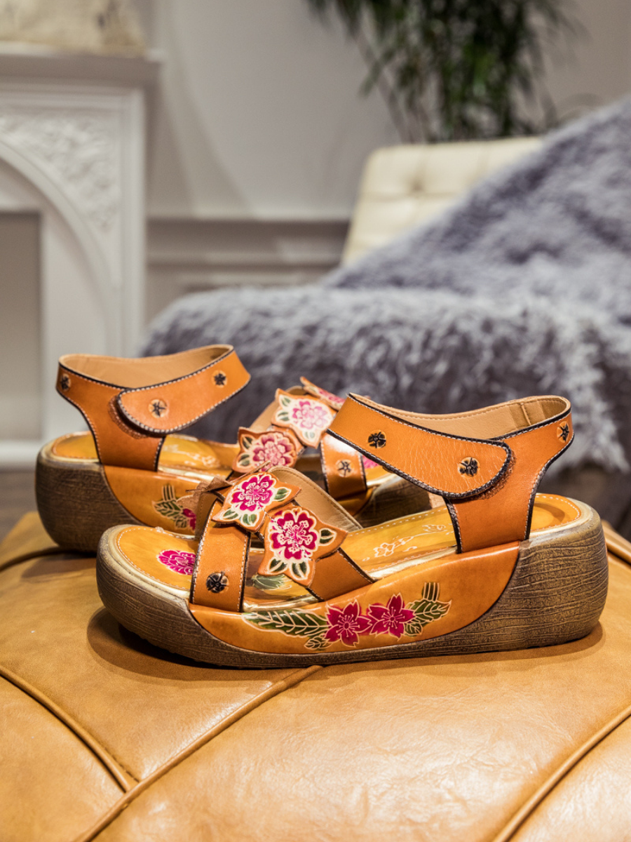 Polished Sandals with an Effortless Classic Look