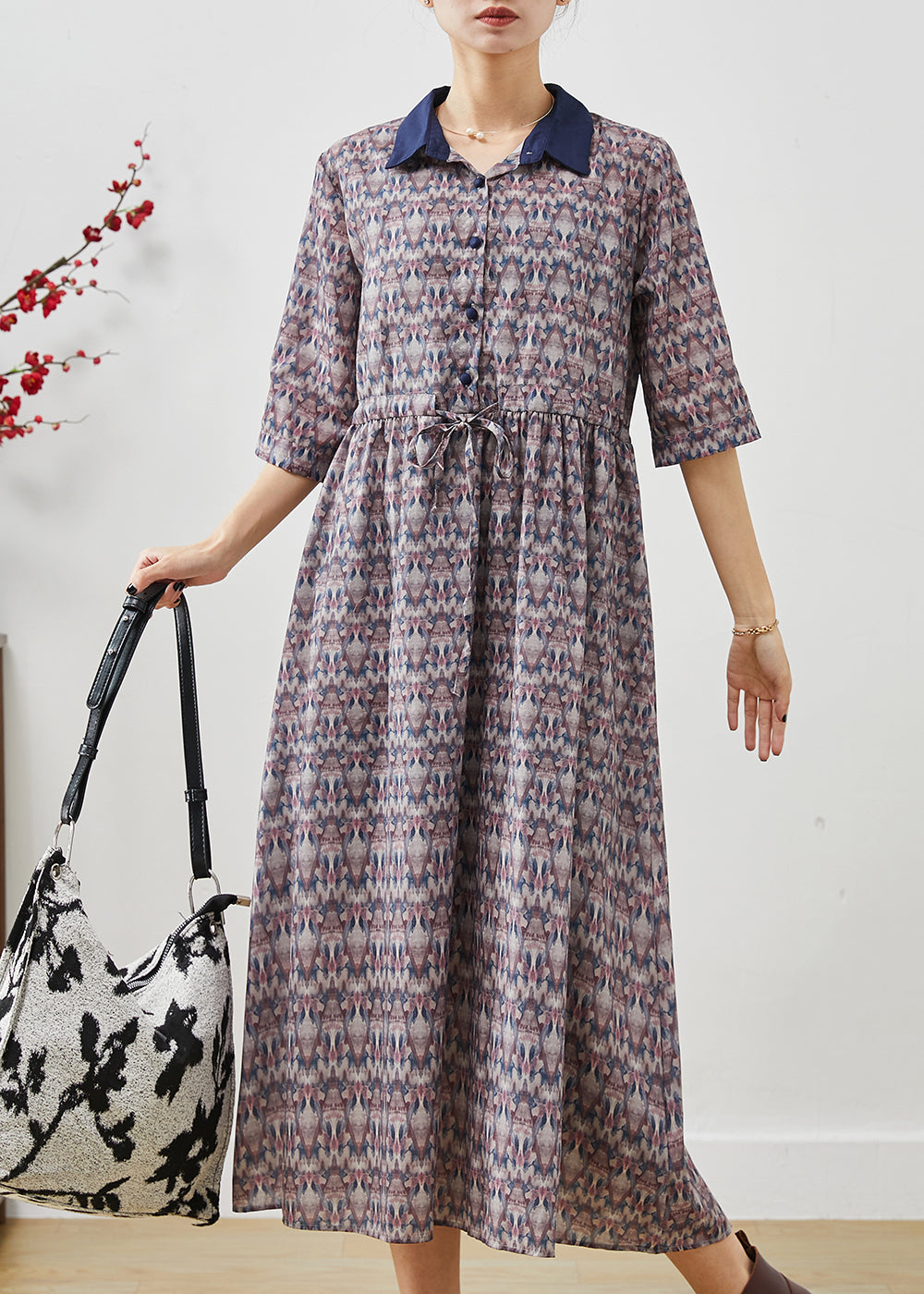 Well Tailored Dress with a Graceful Silhouette