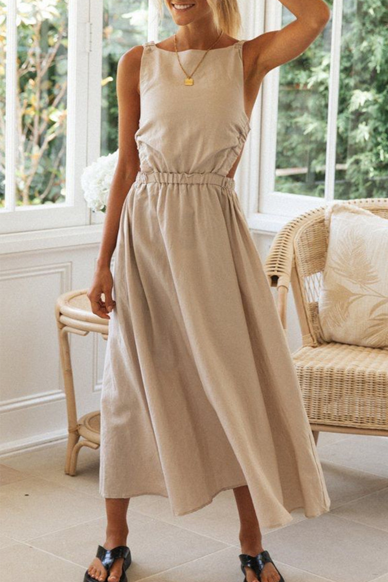 Well Tailored Dress with a Graceful Silhouette