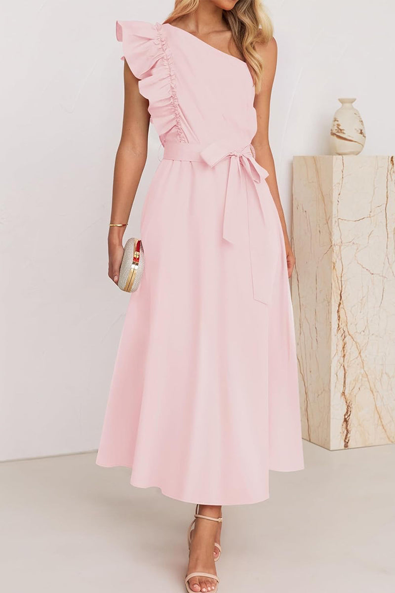 Well Tailored Dress with a Graceful Silhouette