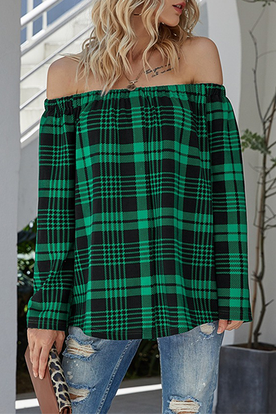 Gracefully Styled Top for Any Occasion